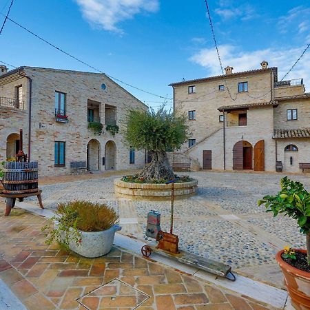 Agriturismo Il Sapore Della Luna Монтепрандоне Экстерьер фото