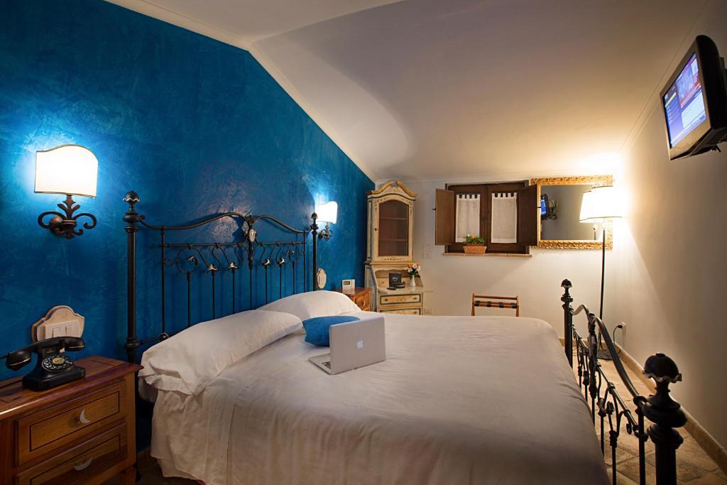 Agriturismo Il Sapore Della Luna Монтепрандоне Экстерьер фото